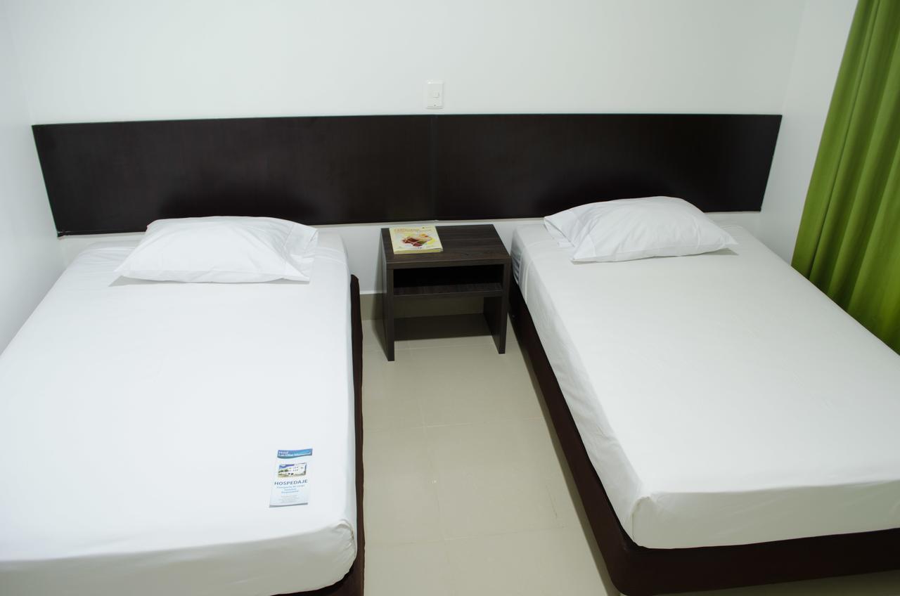 Hotel Las Olas Mamonal Cartagena ภายนอก รูปภาพ