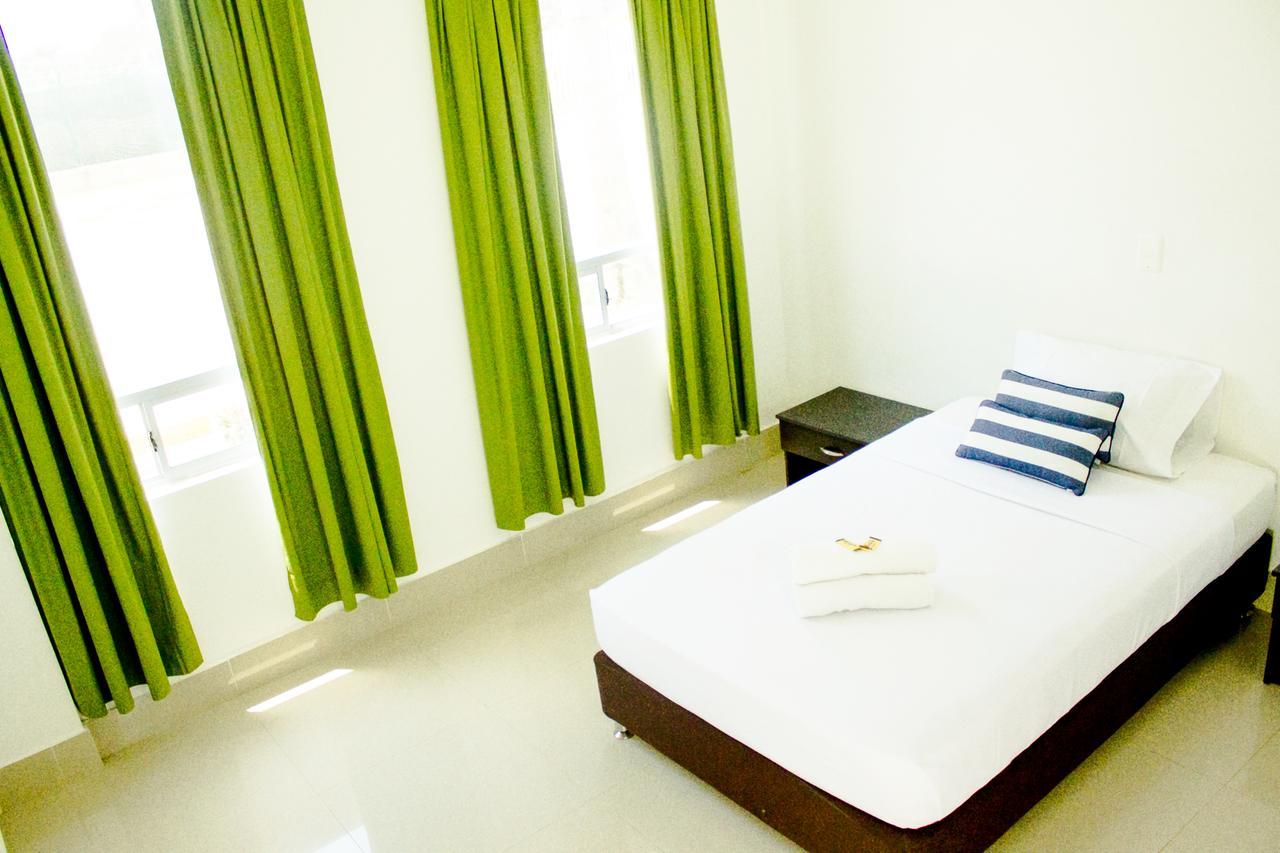 Hotel Las Olas Mamonal Cartagena ภายนอก รูปภาพ